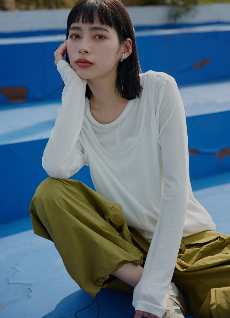 低調時尚柔彈天絲假兩件式上衣