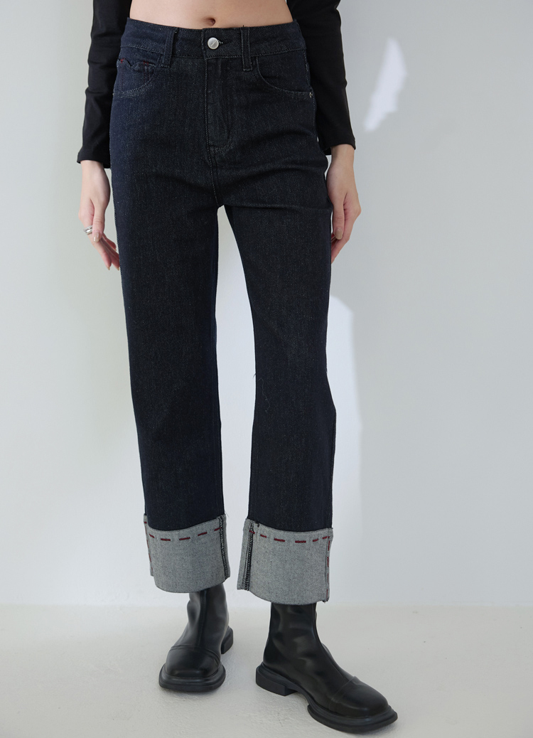 現貨 微磨毛!俏皮反褶縫線深藍九分牛仔褲