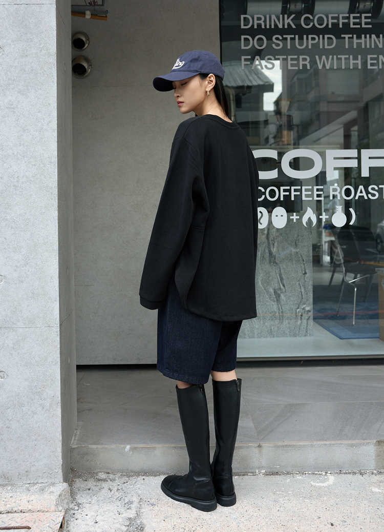 秋冬廓形圓弧下擺磨毛大學T