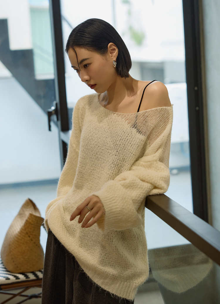 曖昧微光! 浪漫半透肌鬆軟馬海毛感毛衣