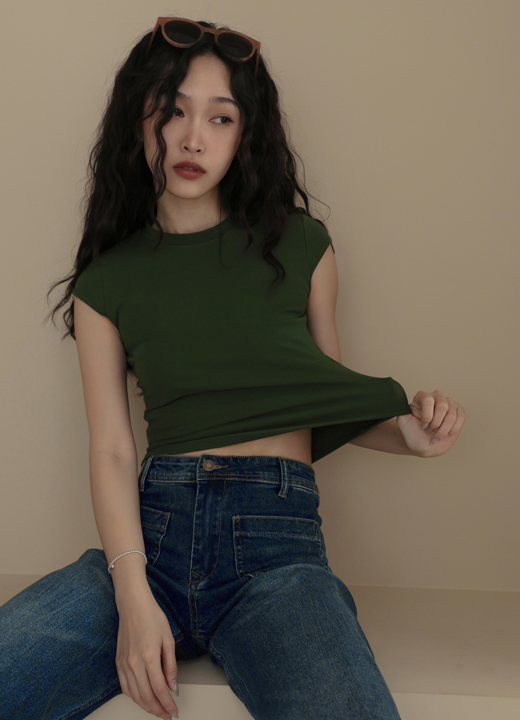 擋不住的活力辣妹包袖短版T
