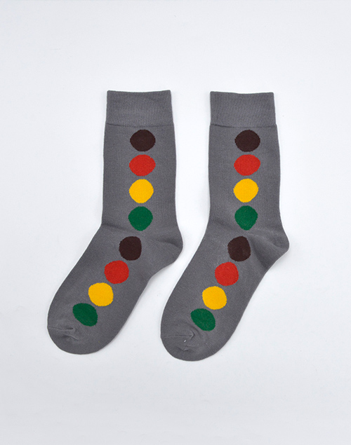 紅黃綠大圓點設計感中統襪