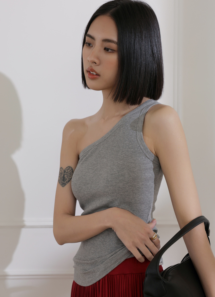【YAYU團】香肩女神撩人斜肩罩杯背心 Bra Top 大尺碼