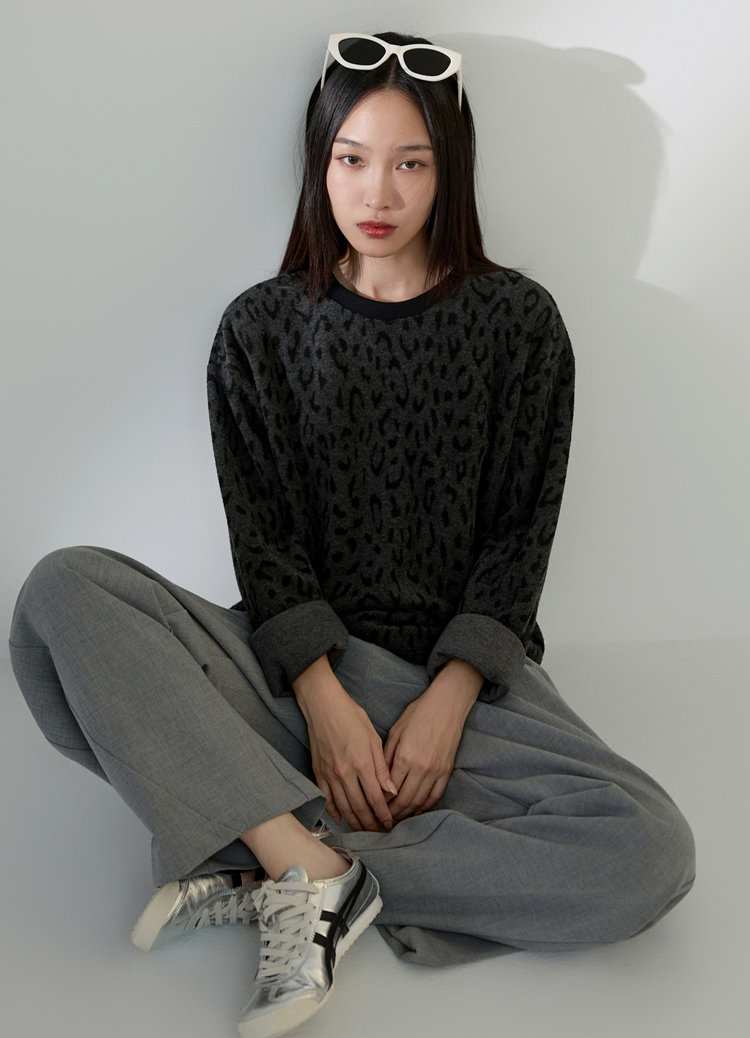 【大姐團】個性寬鬆灰豹紋暖毛巾料衛衣 豹紋T