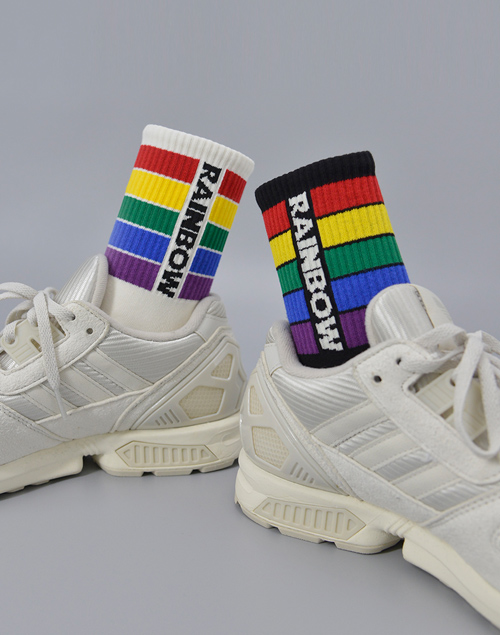 Rainbow 字母彩虹條紋襪