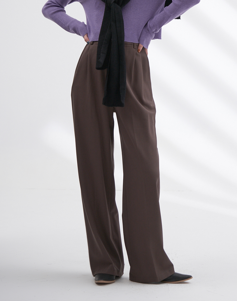 挺版褲褶質感俐落西裝褲