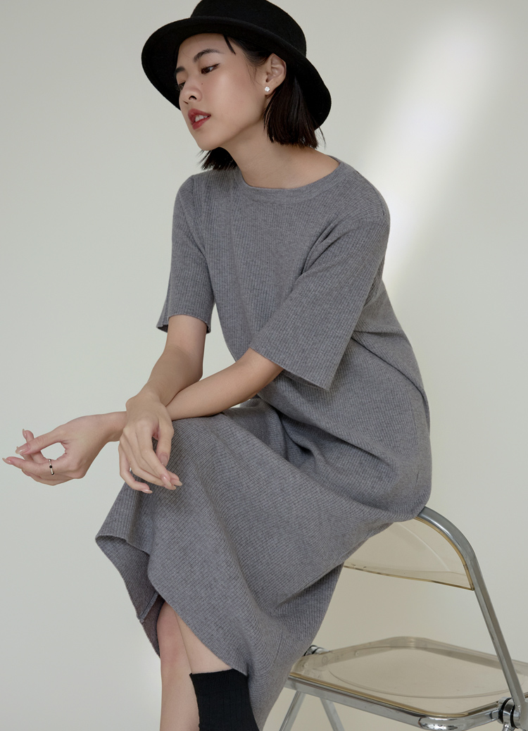 五分鐘出門!柔軟好穿坑紋針織連身裙