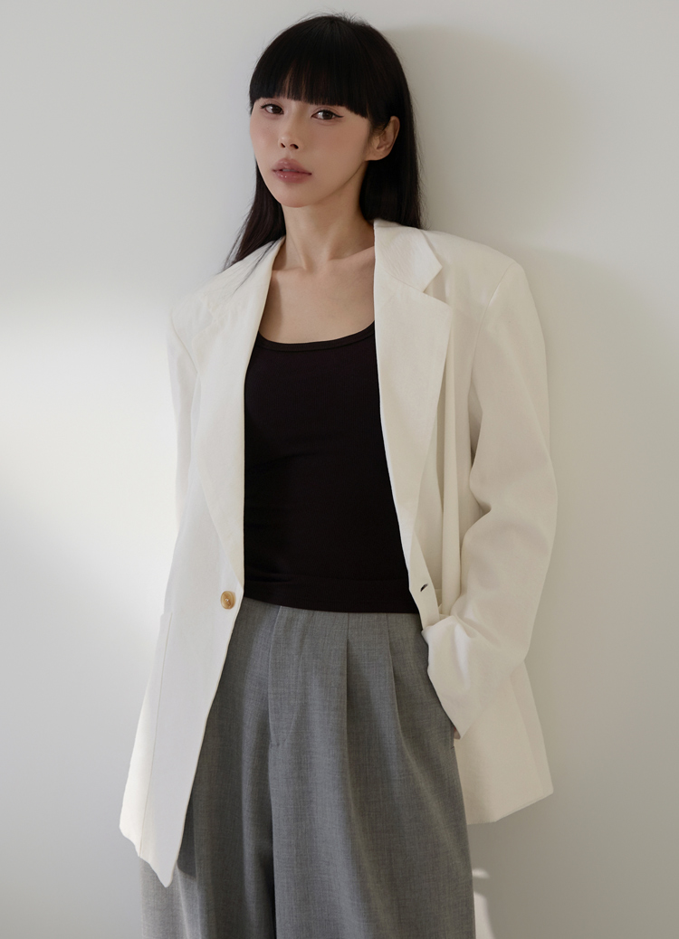 女王風範! 都會廓肩白色西裝外套 白色西外